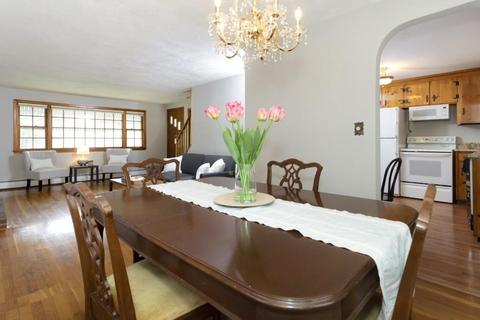 22 Daniel Rd, Wakefield, MA 01880 photo 8