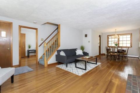 22 Daniel Rd, Wakefield, MA 01880 photo 5