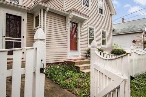 13 Maple Ct, Maynard, MA 01754 photo 2