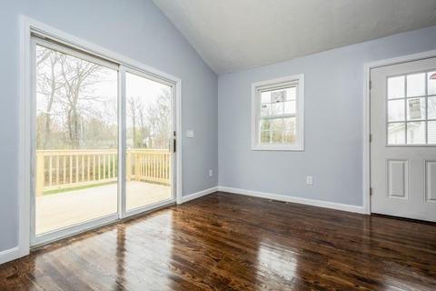 31 Nancy Dr, Webster, MA 01570 photo 8