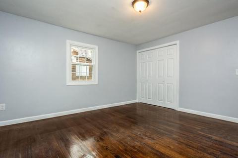 31 Nancy Dr, Webster, MA 01570 photo 12