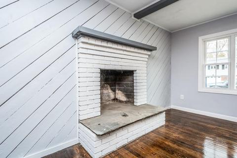 31 Nancy Dr, Webster, MA 01570 photo 5