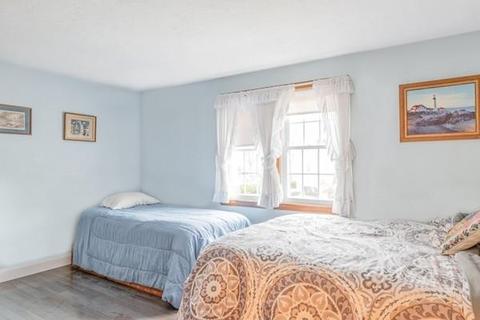 10 Hazel Ct, Braintree, MA 02184 photo 14