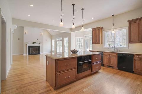 3 Johns Ave, Middleton, MA 01949 photo 4
