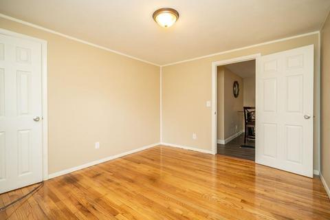 71 Gail St, Springfield, MA 01108 photo 10