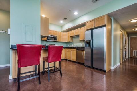 20 William St #6, Worcester, MA 01609 photo 4