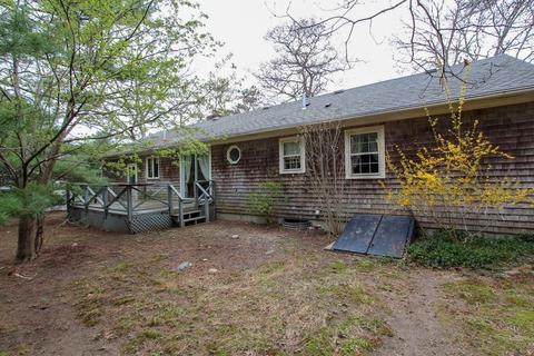 60 Padlock Ln, Barnstable, MA 02632 photo 3