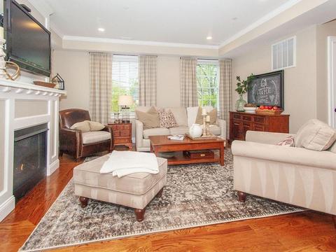 22 Page #2, Danvers, MA 01923 photo 8