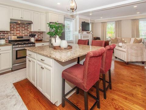 22 Page #2, Danvers, MA 01923 photo 3