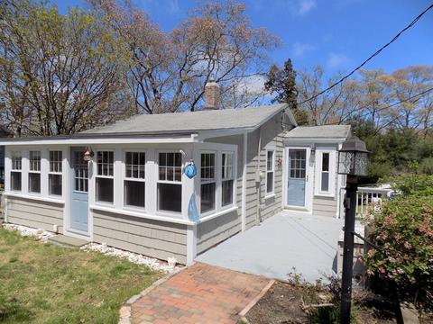 6 Oakhill Rd, Wareham, MA 02571 photo 1