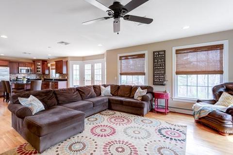7 Rolling Brook Ln, Blackstone, MA 01504 photo 14