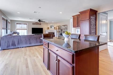 7 Rolling Brook Ln, Blackstone, MA 01504 photo 10