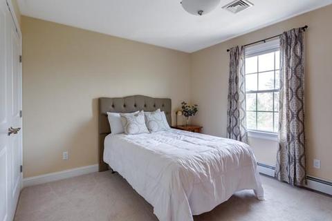 7 Rolling Brook Ln, Blackstone, MA 01504 photo 22