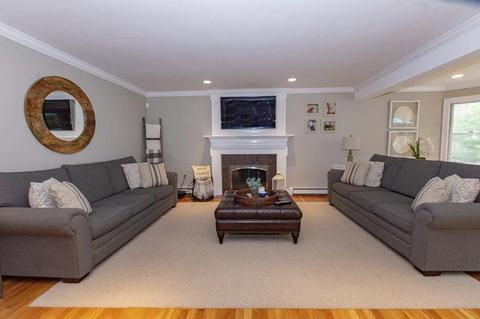 83 Fairchild Dr, Reading, MA 01867 photo 8