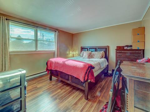29 Harris St, Webster, MA 01570 photo 7