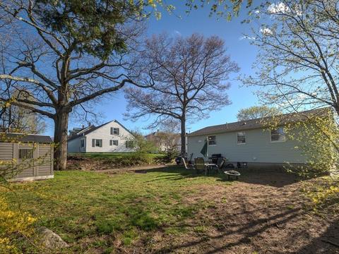29 Harris St, Webster, MA 01570 photo 6