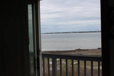 8 Hacker St, Fairhaven, MA 02719 photo 9