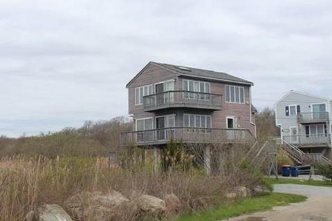 8 Hacker St, Fairhaven, MA 02719 photo 2