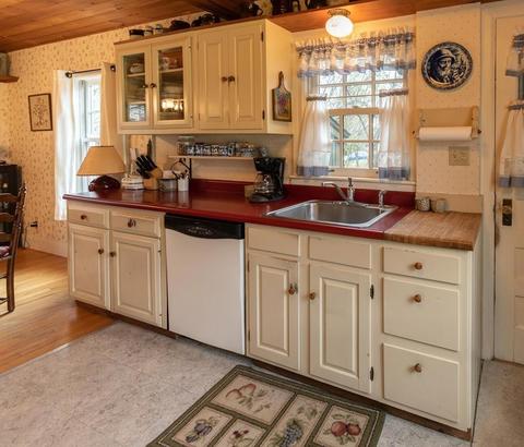 526 Main St, Ashfield, MA 01330 photo 6
