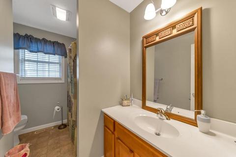 75 Wentworth St, Springfield, MA 01104 photo 12
