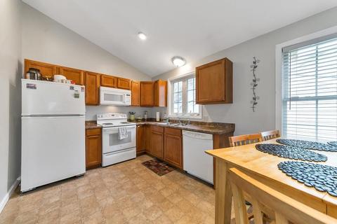 75 Wentworth St, Springfield, MA 01104 photo 9
