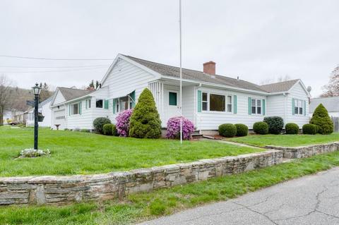 25 Cheney St, Palmer, MA 01069 photo 5