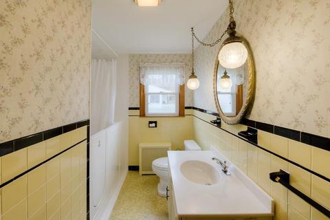 25 Cheney St, Palmer, MA 01069 photo 12
