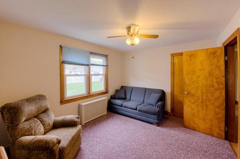 25 Cheney St, Palmer, MA 01069 photo 10