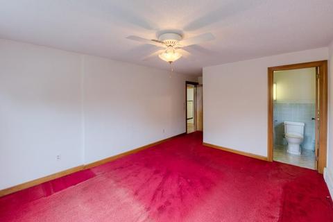 25 Cheney St, Palmer, MA 01069 photo 18