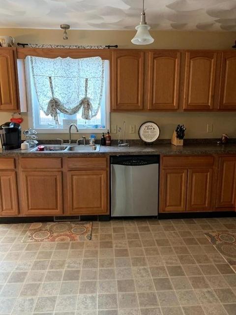 143 Tripp, Fall River, MA 02724 photo 5