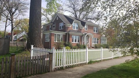 980 Sumner, Springfield, MA 01118 photo 4