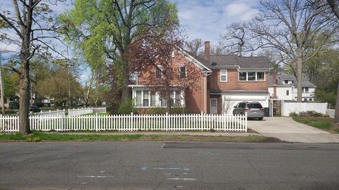 980 Sumner, Springfield, MA 01118 photo 2