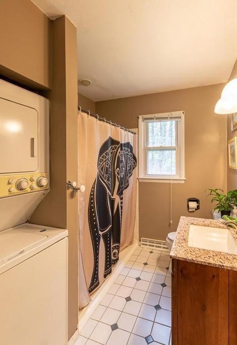 120 Strong St, Easthampton, MA 01027 photo 11