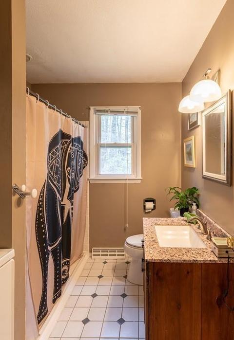 120 Strong St, Easthampton, MA 01027 photo 10