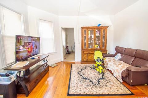 18 Leonard St, Springfield, MA 01104 photo 3