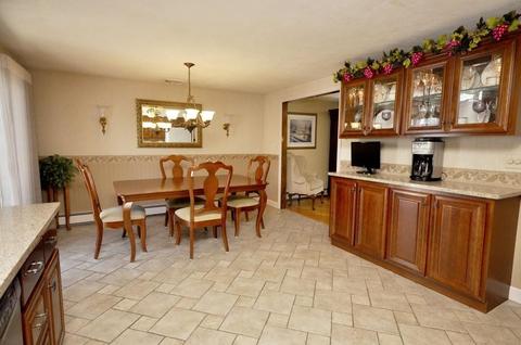 14 Lincoln St, Everett, MA 02149 photo 9