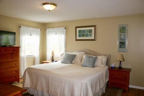 42 Audubon Rd, Reading, MA 01867 photo 16