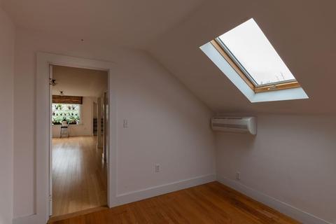 32 Maple St, Northampton, MA 01062 photo 24