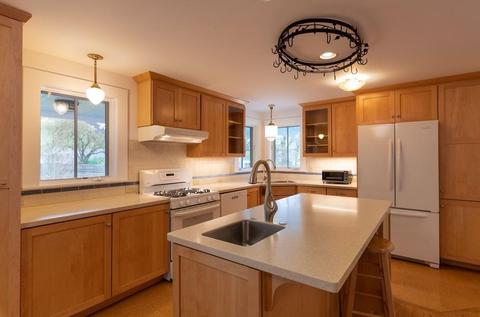 32 Maple St, Northampton, MA 01062 photo 6