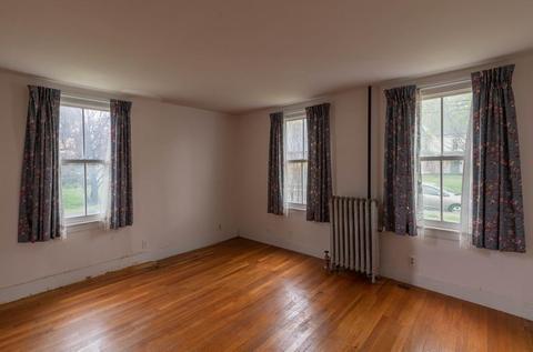 32 Maple St, Northampton, MA 01062 photo 19
