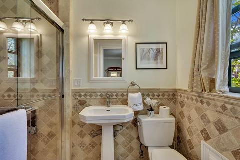 53 Harvard Ave #3, Brookline, MA 02446 photo 25