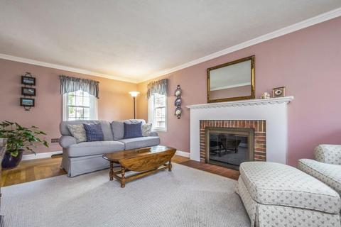 8 Clason Rd, Worcester, MA 01606 photo 4