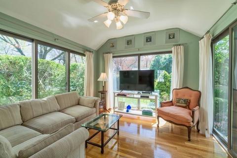 37 Downing St, Hingham, MA 02043 photo 9