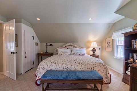 37 Downing St, Hingham, MA 02043 photo 16