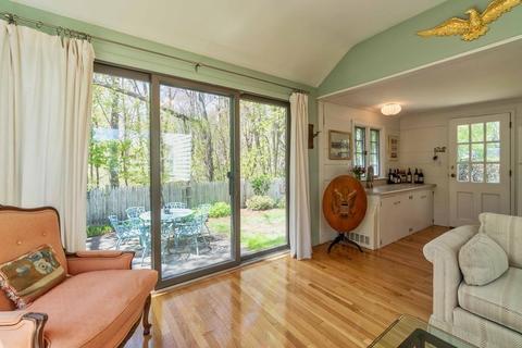 37 Downing St, Hingham, MA 02043 photo 10