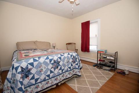 53 Elm St, Webster, MA 01570 photo 9
