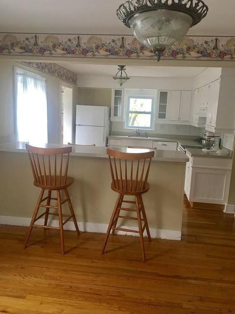 28 Beacon St, Clinton, MA 01510 photo 3