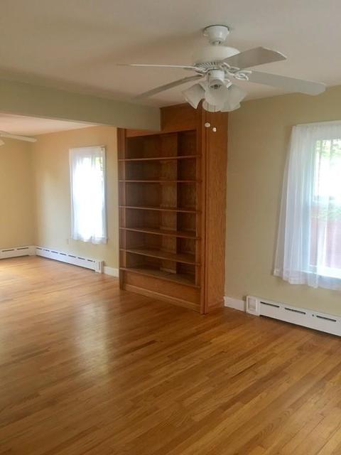 28 Beacon St, Clinton, MA 01510 photo 6