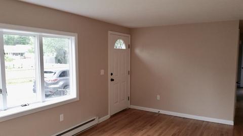 44 Melvin St, Chicopee, MA 01013 photo 3