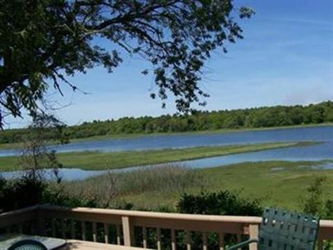 26 Arlington St, Wareham, MA 02571 photo 4